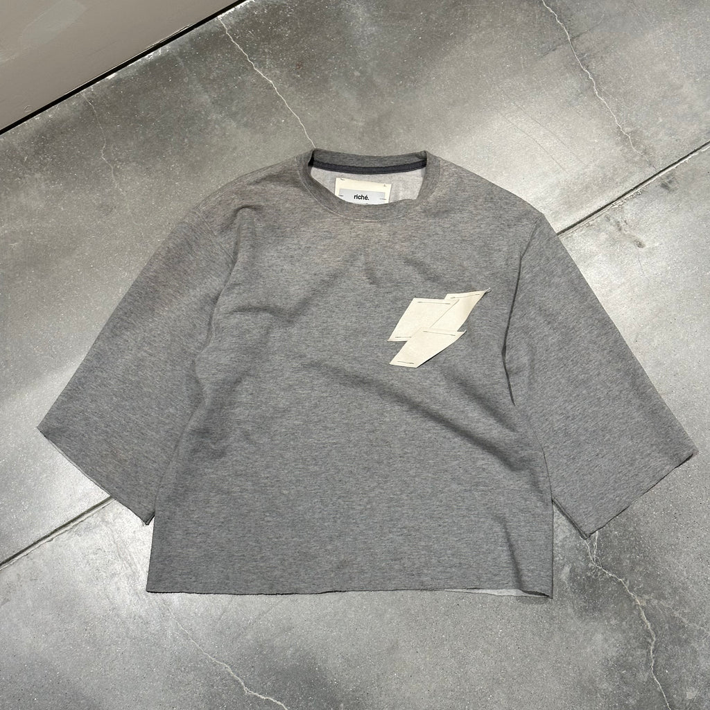 é accent crewneck